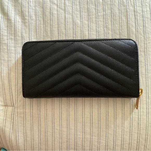 YSL Black Matelesse Chevron Zip Around Wallet - Picture 2 of 9